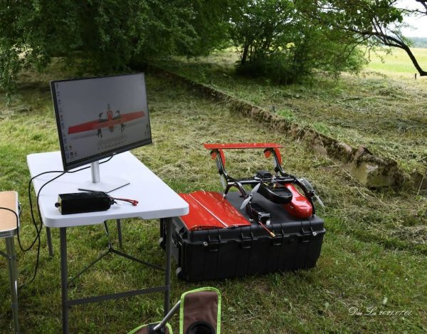 FIXAR Drone setup with computer